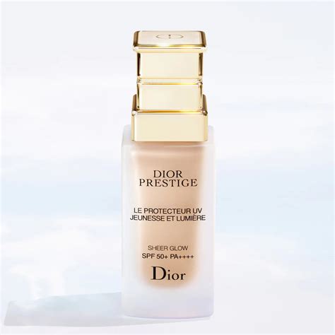 DIOR PRESTIGE LE PROTECTEUR UV JEUNESSE ET LUMIÈRE SHEER G.